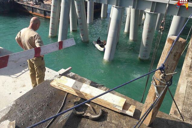 ЧП с россиянами у Керченского пролива: появились первые фото с места трагедии