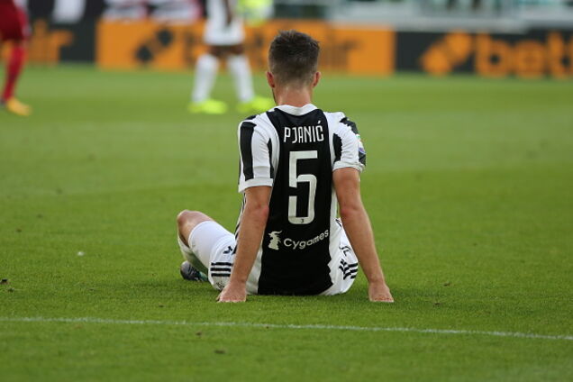 Футболіст 'Ювентуса' відсвяткував ювілейний матч голом у свої ворота на 1-й хвилині