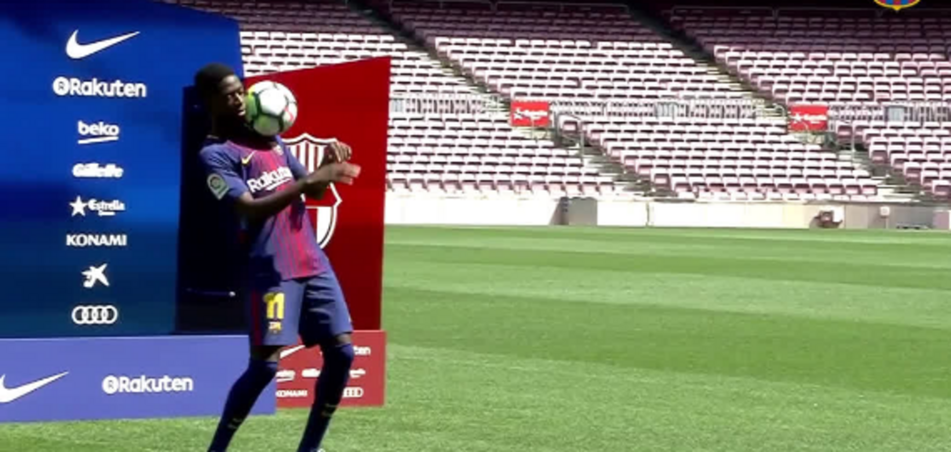 Звездный новичок 'Барселоны' за 105 млн евро дважды оконфузился на презентации, рассмешив болельщиков: видео позора