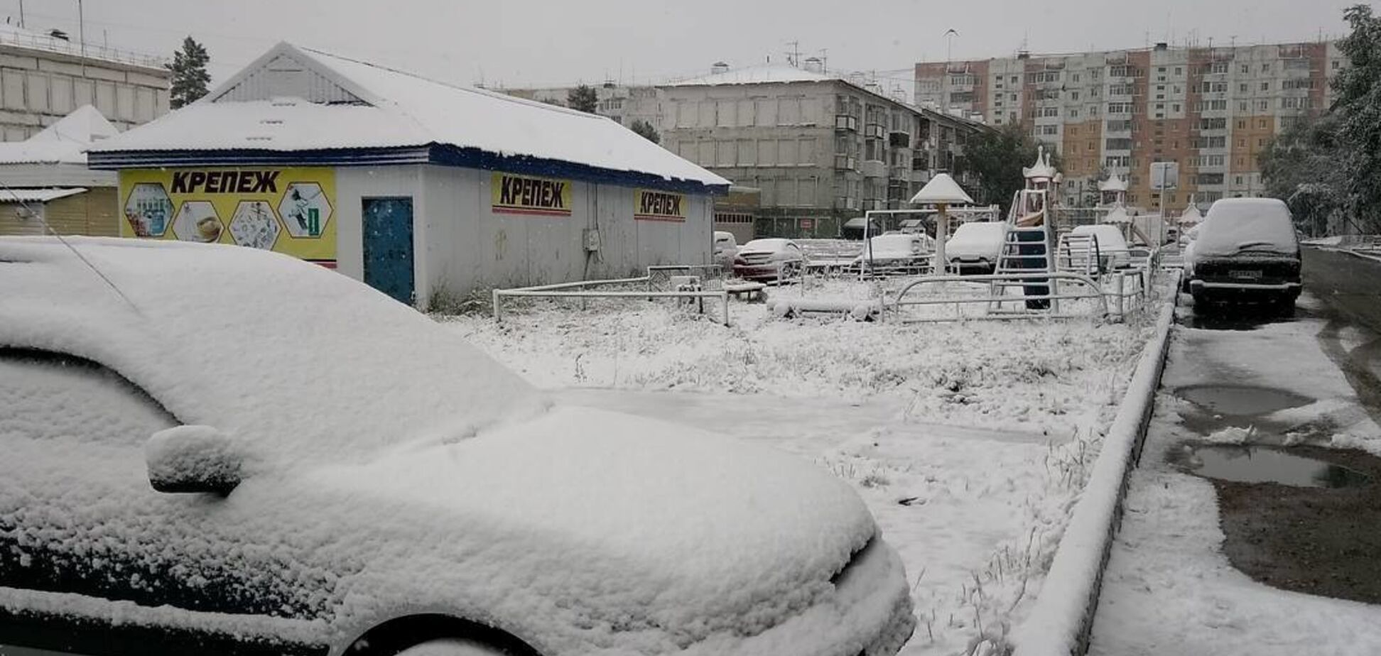 'Зима близько': з'явилися фото і відео першого снігу в Росії
