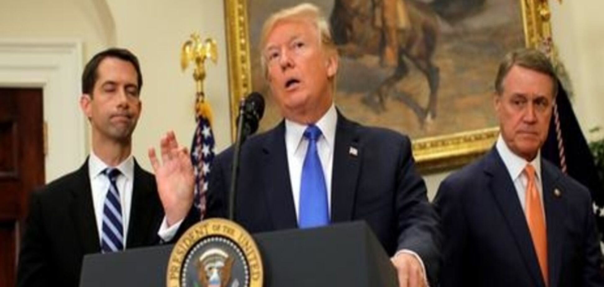 Дональд Трамп хоче вдвічі скоротити кількість 'зелених карт'