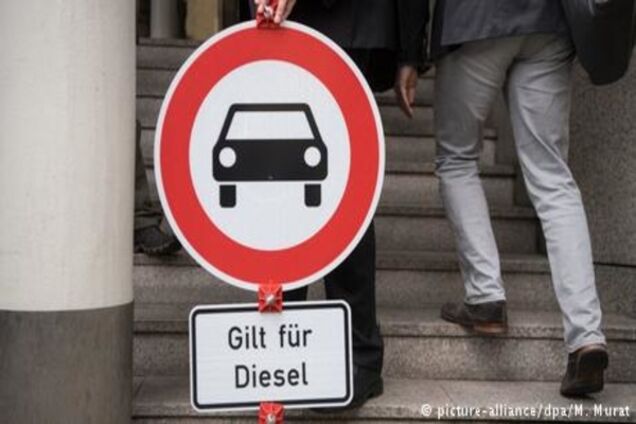 Міністр транспорту ФРН: Ми уникнемо заборони дизельних авто