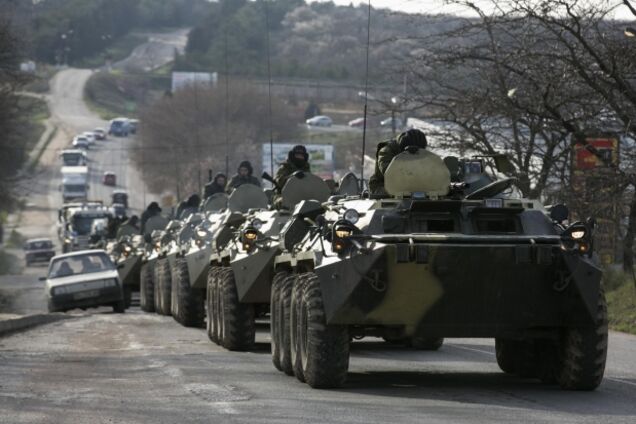 Російські танки в Криму