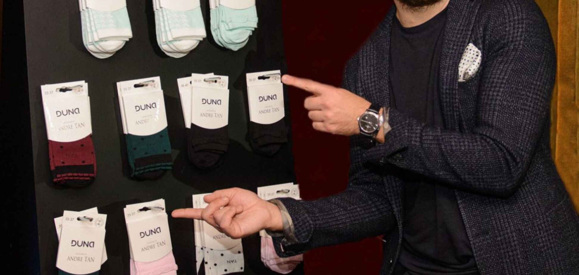 Носки - это повседневная часть одежды или модный тренд?