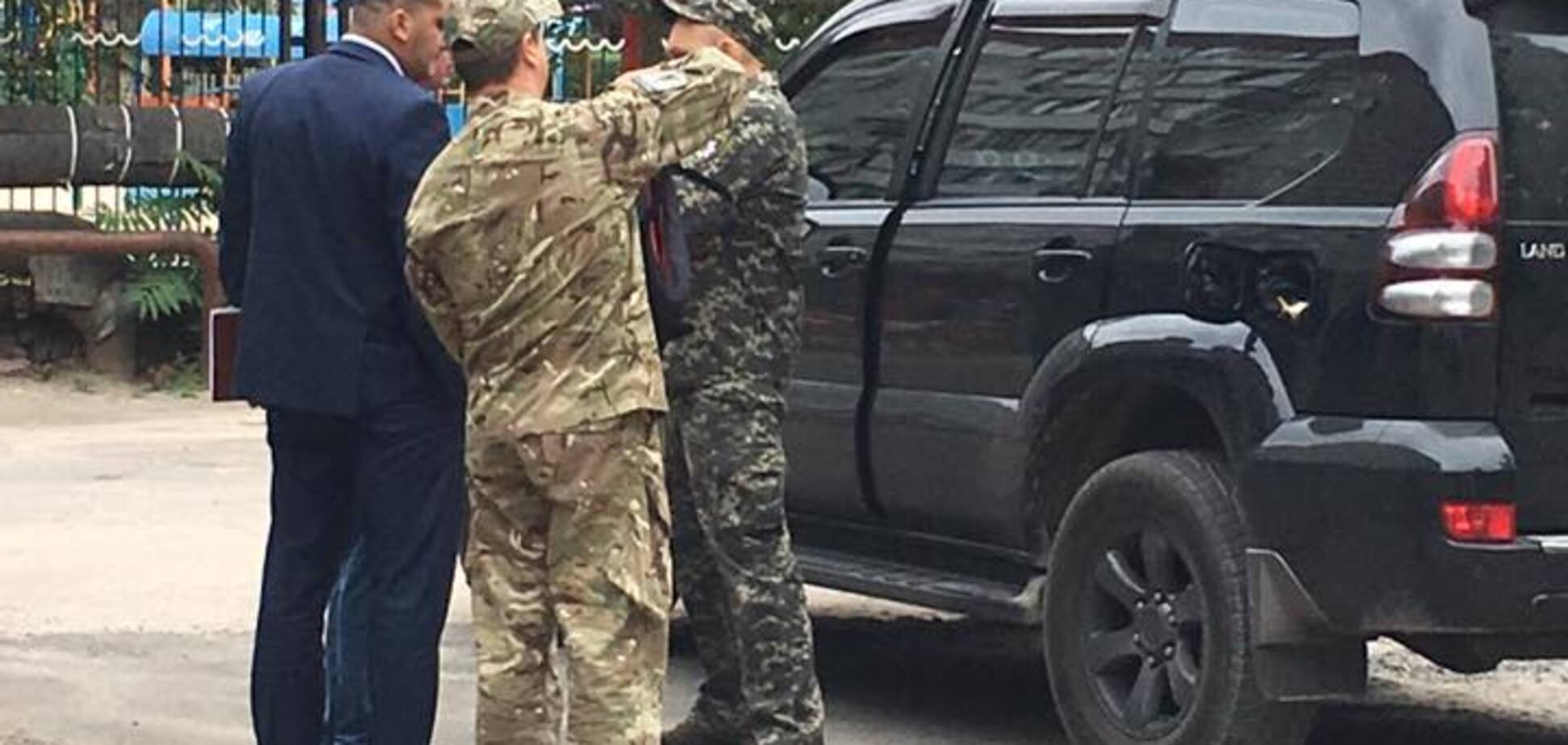 Вместе с семьей: в Николаеве пытались взорвать депутата