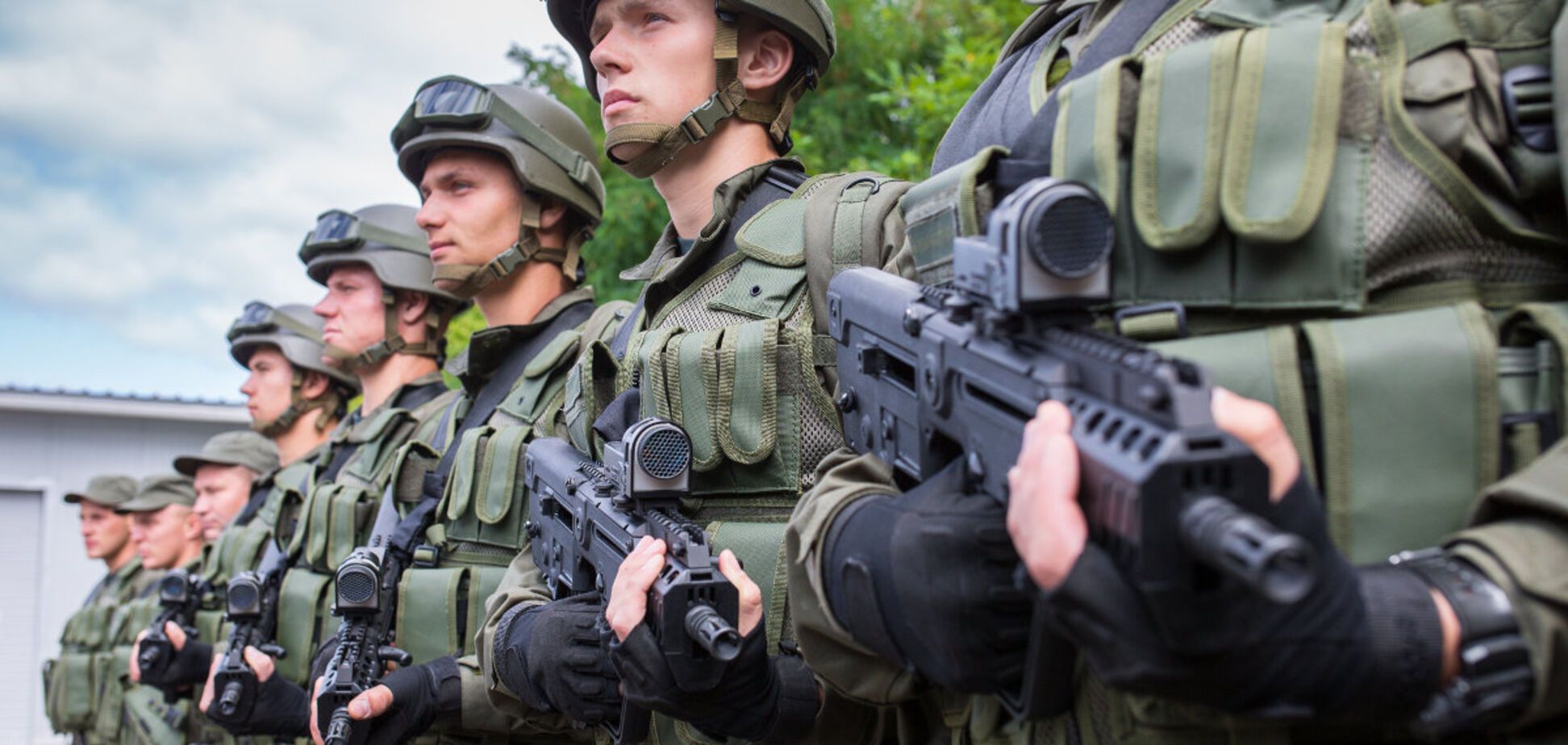 Губа не дура: прапорщика Нацгвардии подозревают в хищении на баснословную сумму