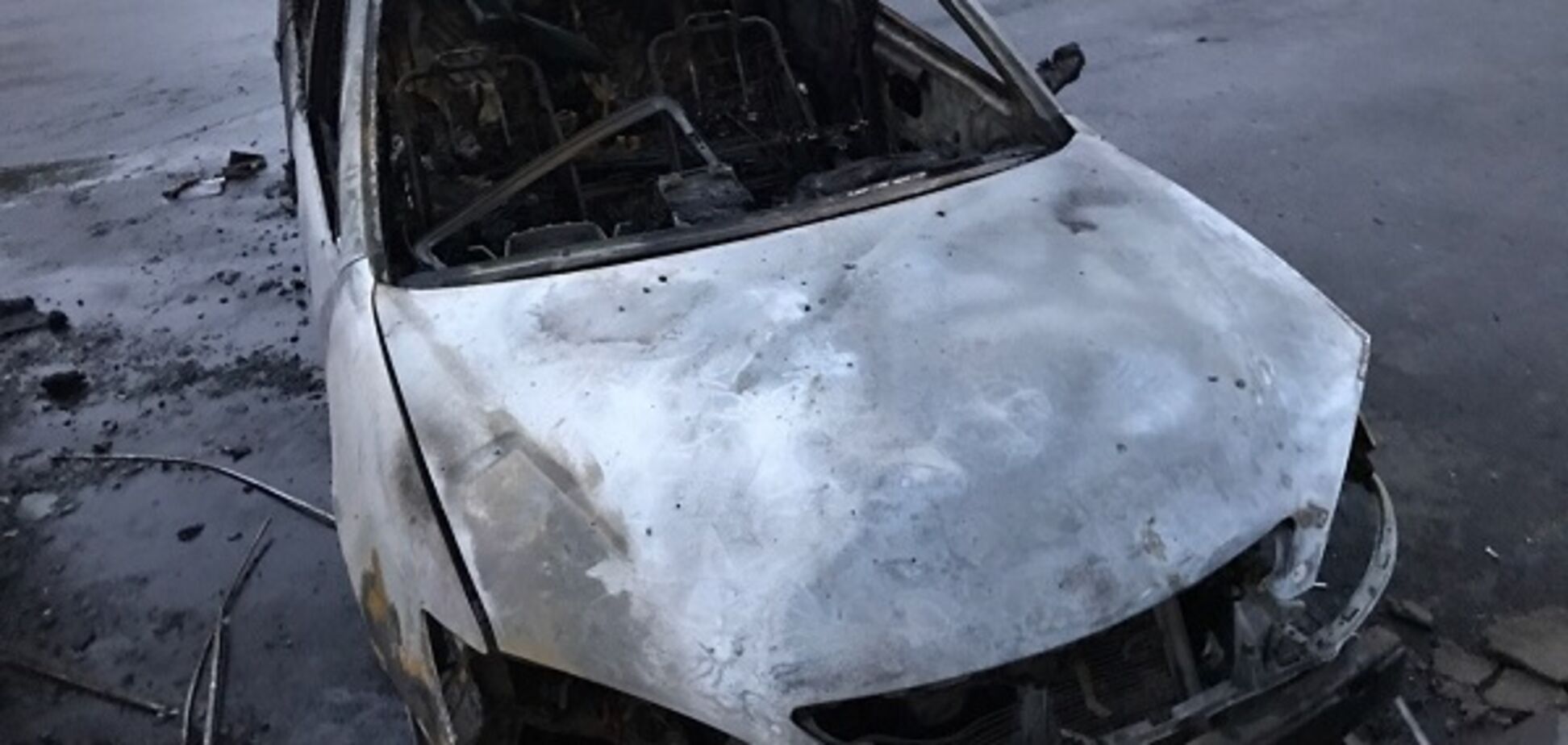 Директору скандального Тарасівського сміттєзвалища підпалили машину