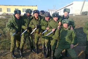 Российские солдаты устроили массовую бойню с поножовщиной