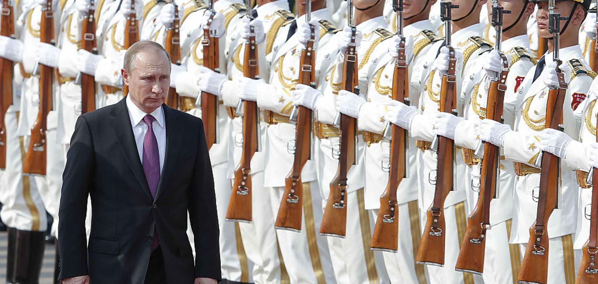  «Вони його ламають»: Арестович назвав зброю, якою США демонтують режим Путіна 