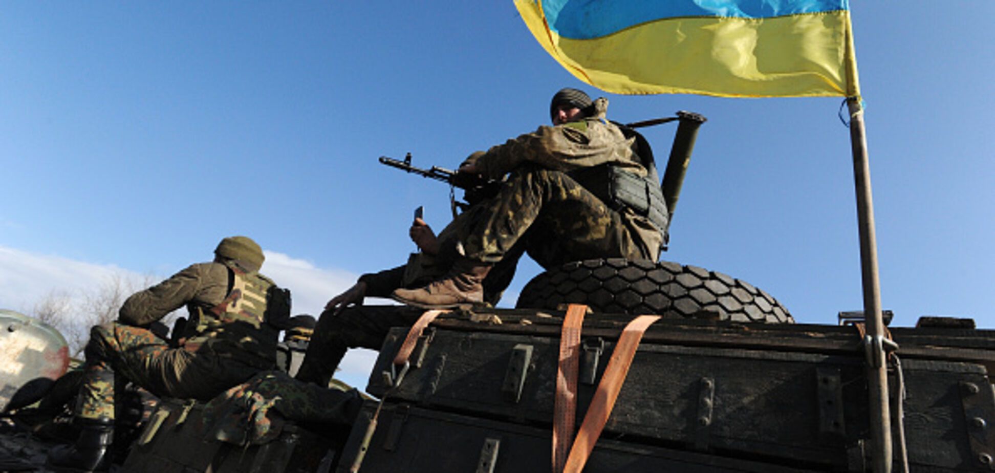 Украинские бойцы уничтожили военную технику террористов. Опубликовано видео