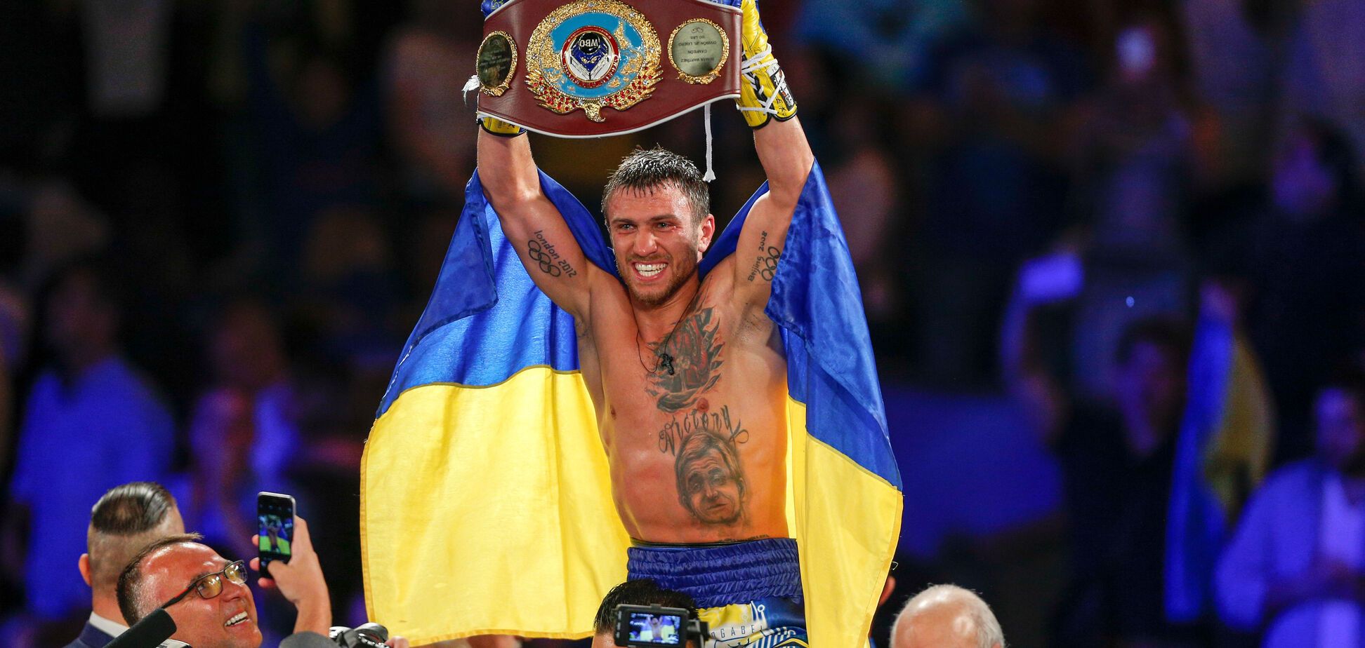 Ломаченко одержал блестящую победу в США, защитив чемпионский пояс