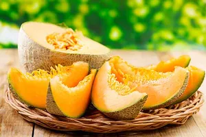 Дієтологи назвали п'ять продуктів, які можуть отруїти влітку