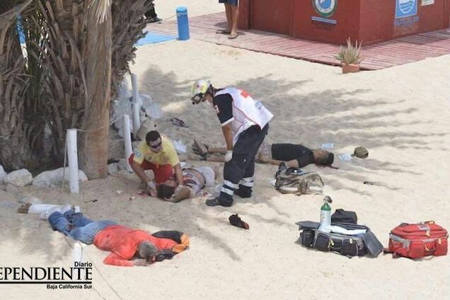 Расстрел на пляже Мексика