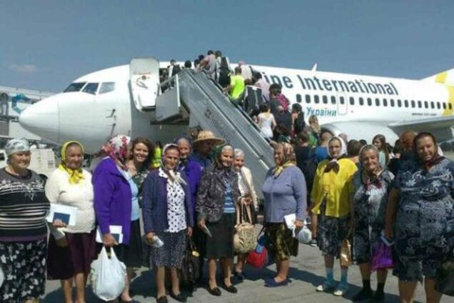 Бабусі скористалися безвізом