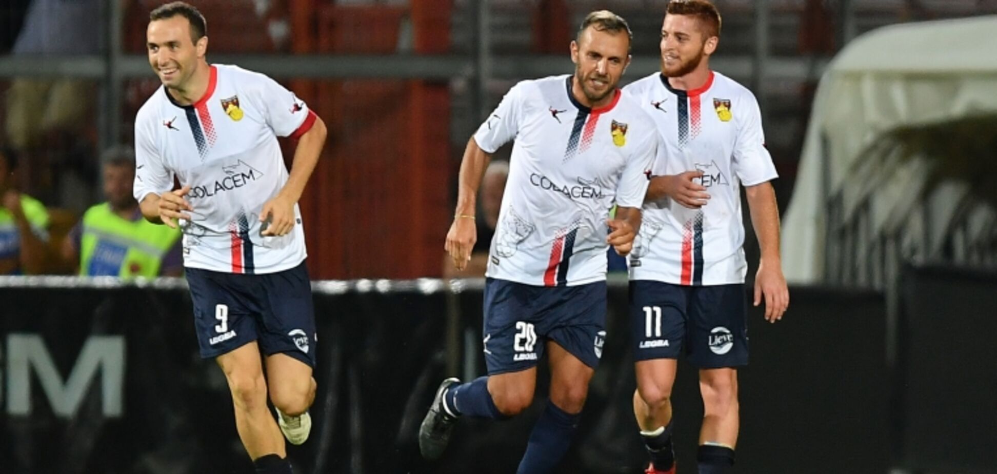 Італійський футболіст забив приголомшливий гол ударом з льоту: відео шедевра