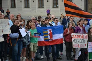 "Устал бороться с идиотами": известный ведущий развеял миф о сепаратизме на Закарпатье