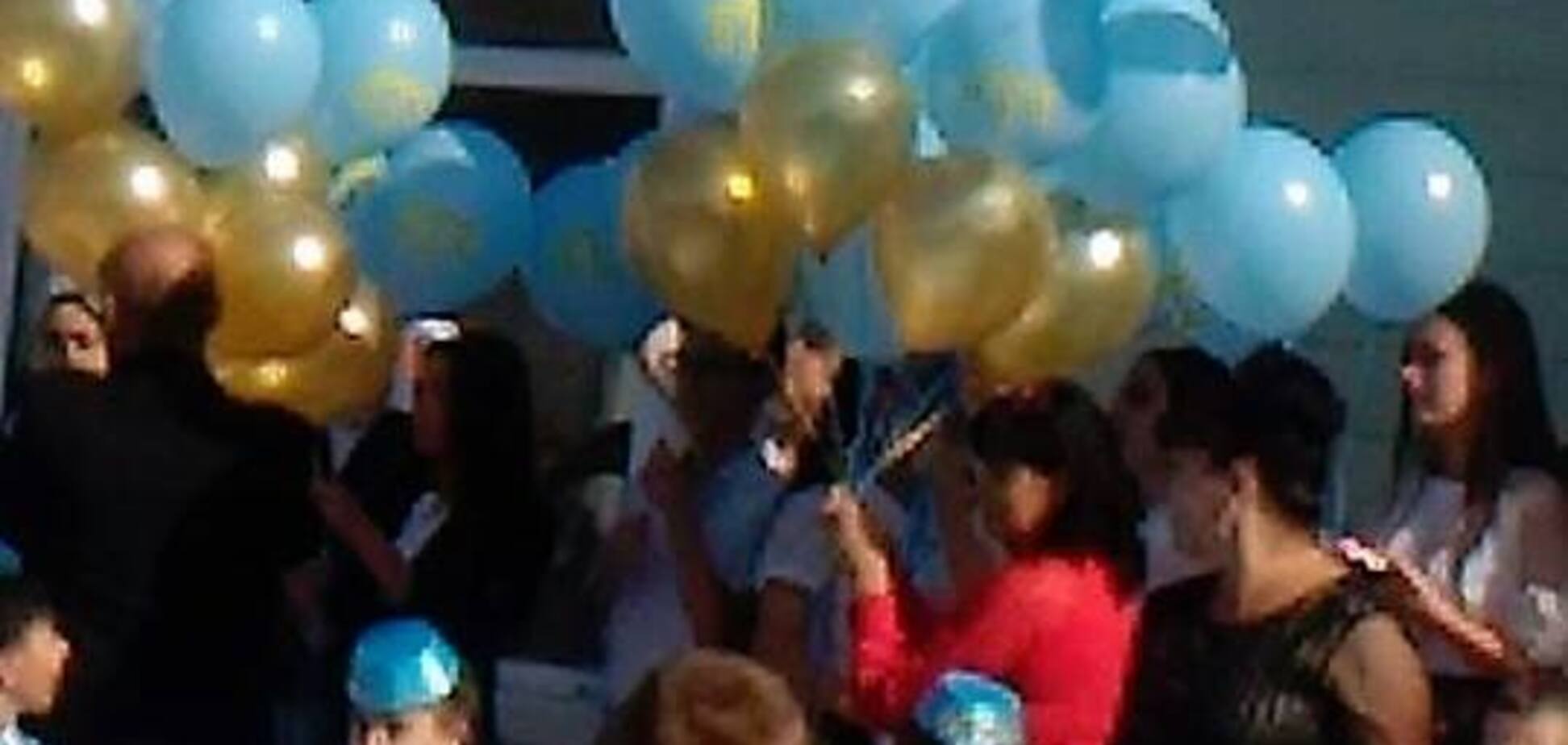 'Как при трауре': сеть взорвал случай с флагом России в Крыму