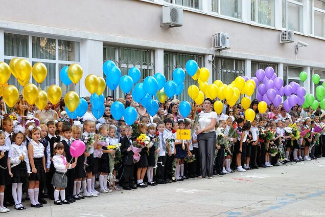 'Что за наглость!' Украинцы сказали, как бороться с 'грабежом' в школах