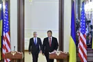 Мэттис и Порошенко