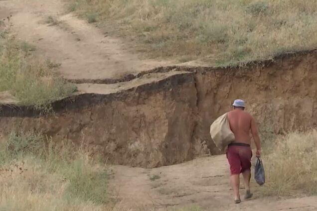 Повисли над прірвою: названа причина масштабного обвалу під Одесою