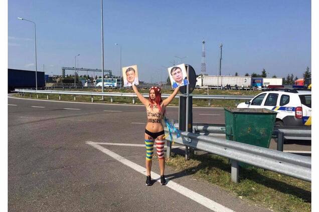 Активистка Femen топлесс присоединилась к 'прорыву' Саакашвили на 'Краковце'