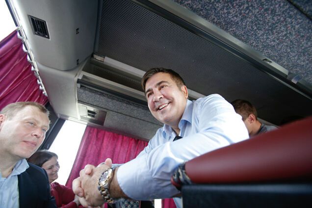 'Порошенко подставили': назван инициатор лишения Саакашвили гражданства Украины