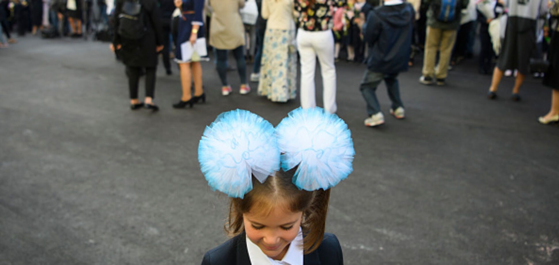 Дивні незнайомці влаштували полювання на дітей у Києві: у школах почали бити на сполох