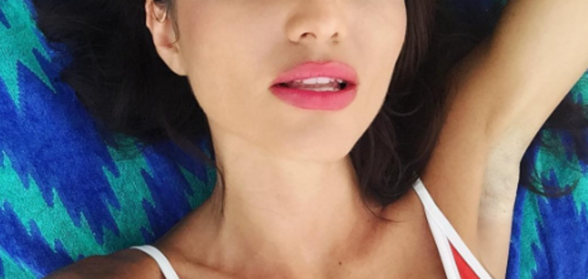 Гаряча українська модель придумала, як втихомирити ураган на Карибах