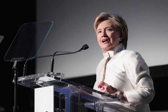 'Не сомневаюсь': Клинтон обвинила Путина в помощи Трампу во время выборов