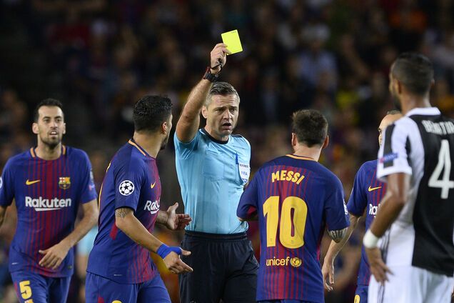 Месси желтая карточка