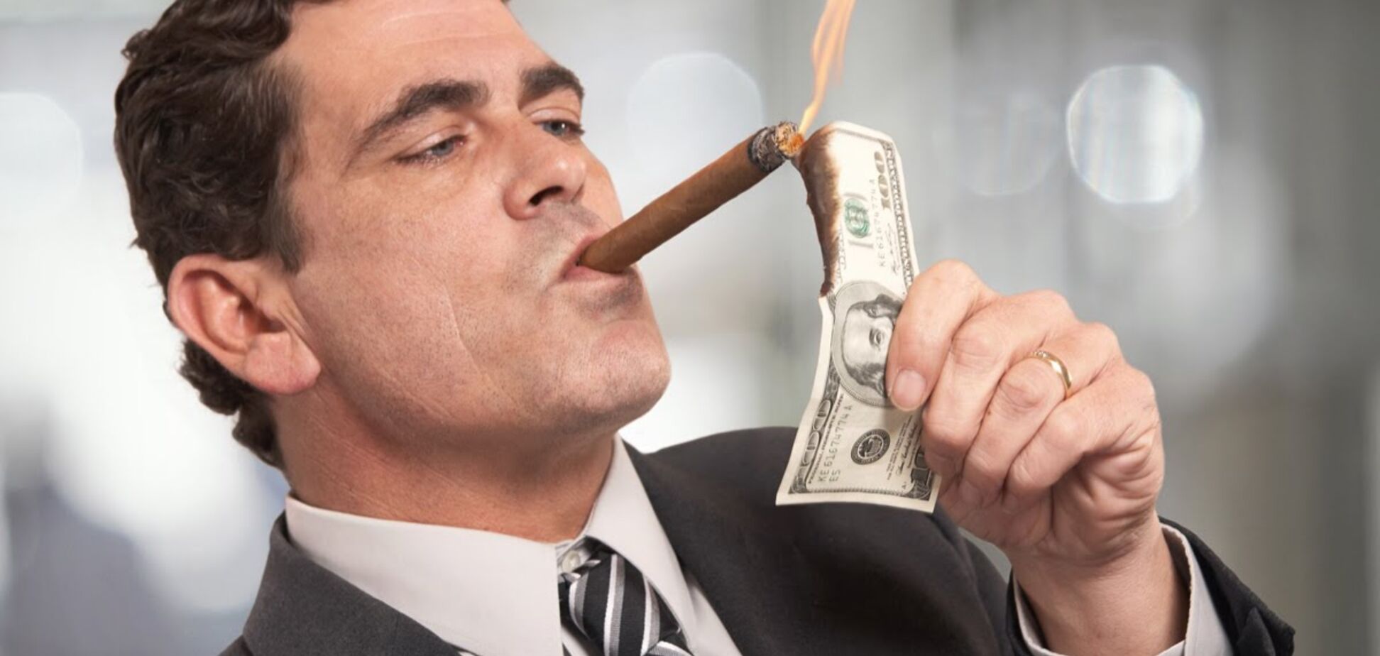 'Богатые - они ж дураки, денег не считают'