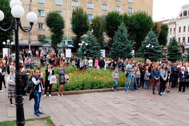 Митинг Саакашвили в Черновцах собрал 200 человек