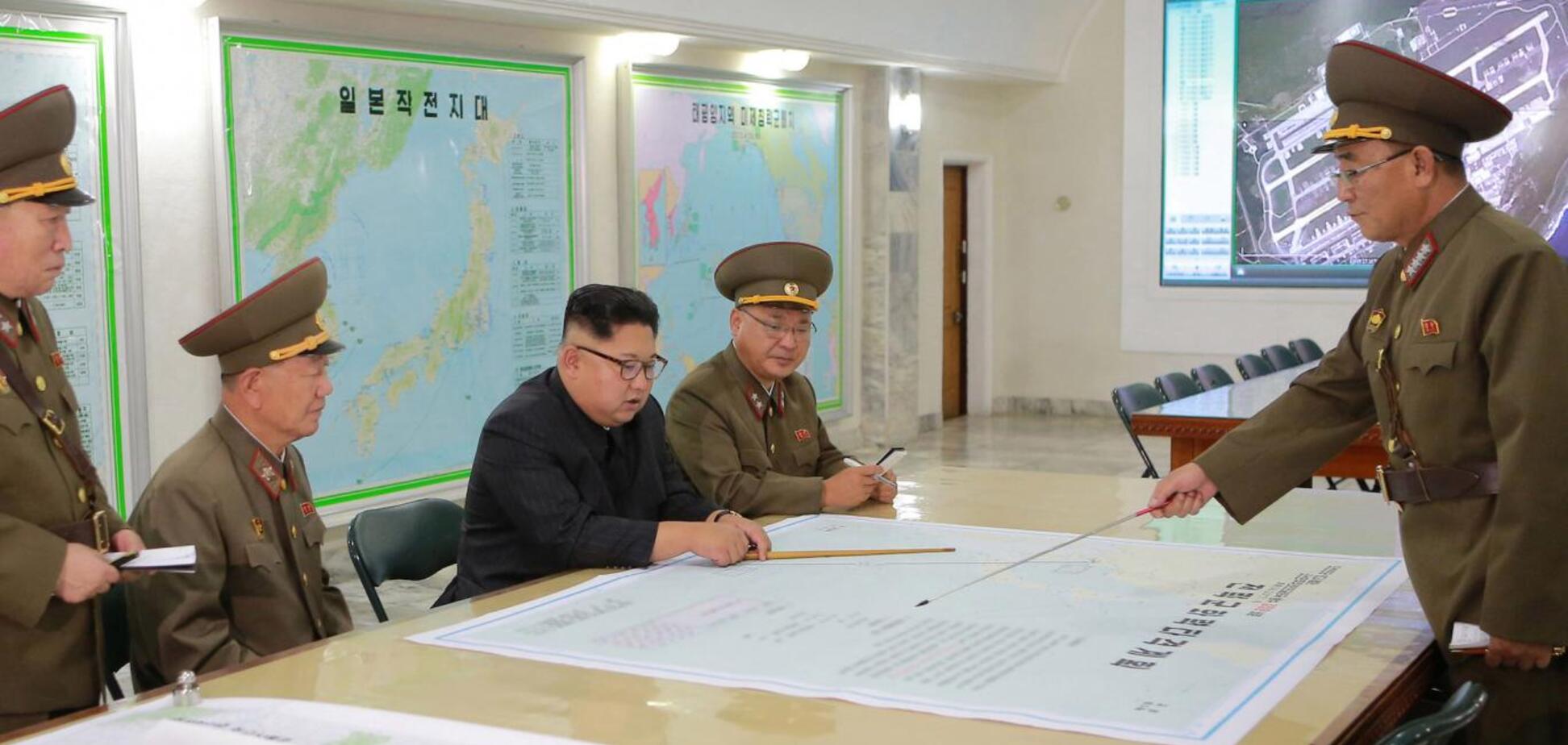 Лідер КНДР шукає цілі для ядерних ударів по старих картах Google: західні ЗМІ показали фото