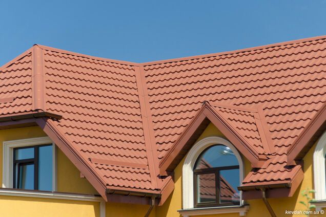 Как сделать надежную и недорогую крышу: собраны советы по подбору материала