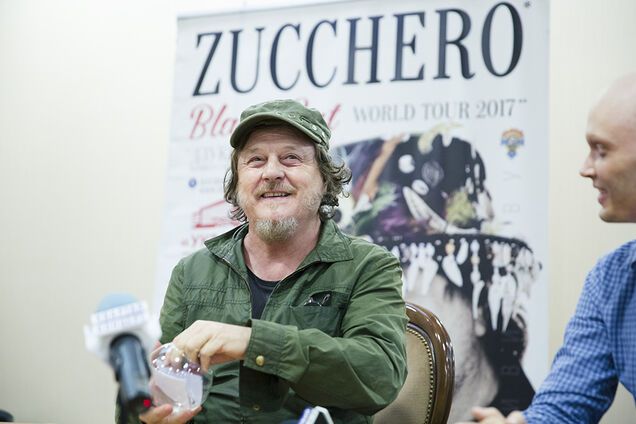 Рок-звезду Zucchero в аэропорту растрогали украинские байкеры