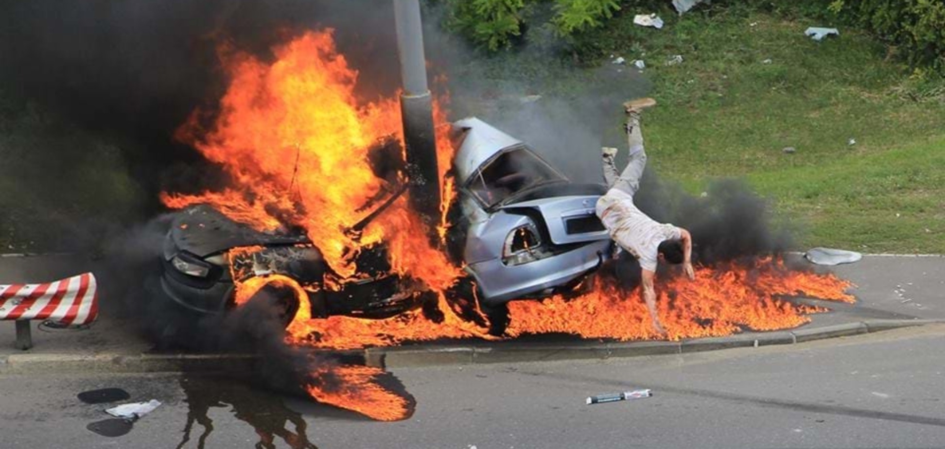 'Чуда не случилось': стало известно о судьбе водителя, выпрыгнувшего из взорвавшегося авто в Киеве