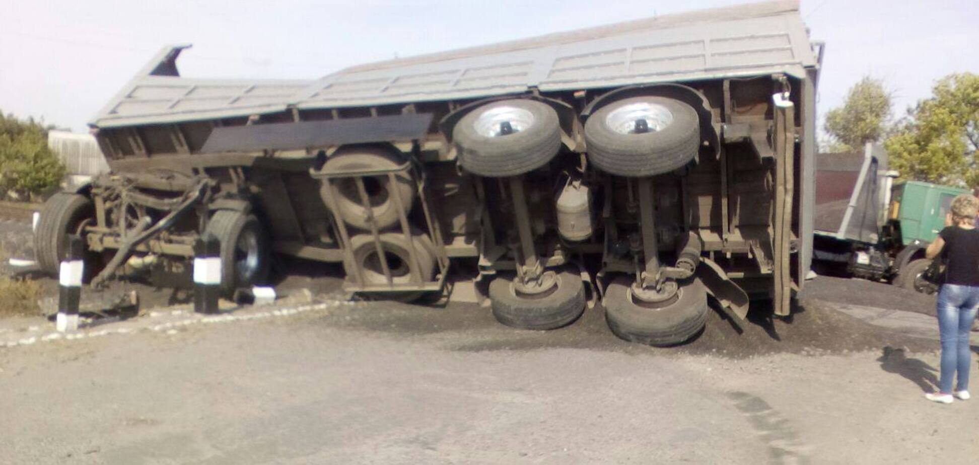 Масштабное ДТП под Харьковом: электричка протаранила 'КАМАЗ'