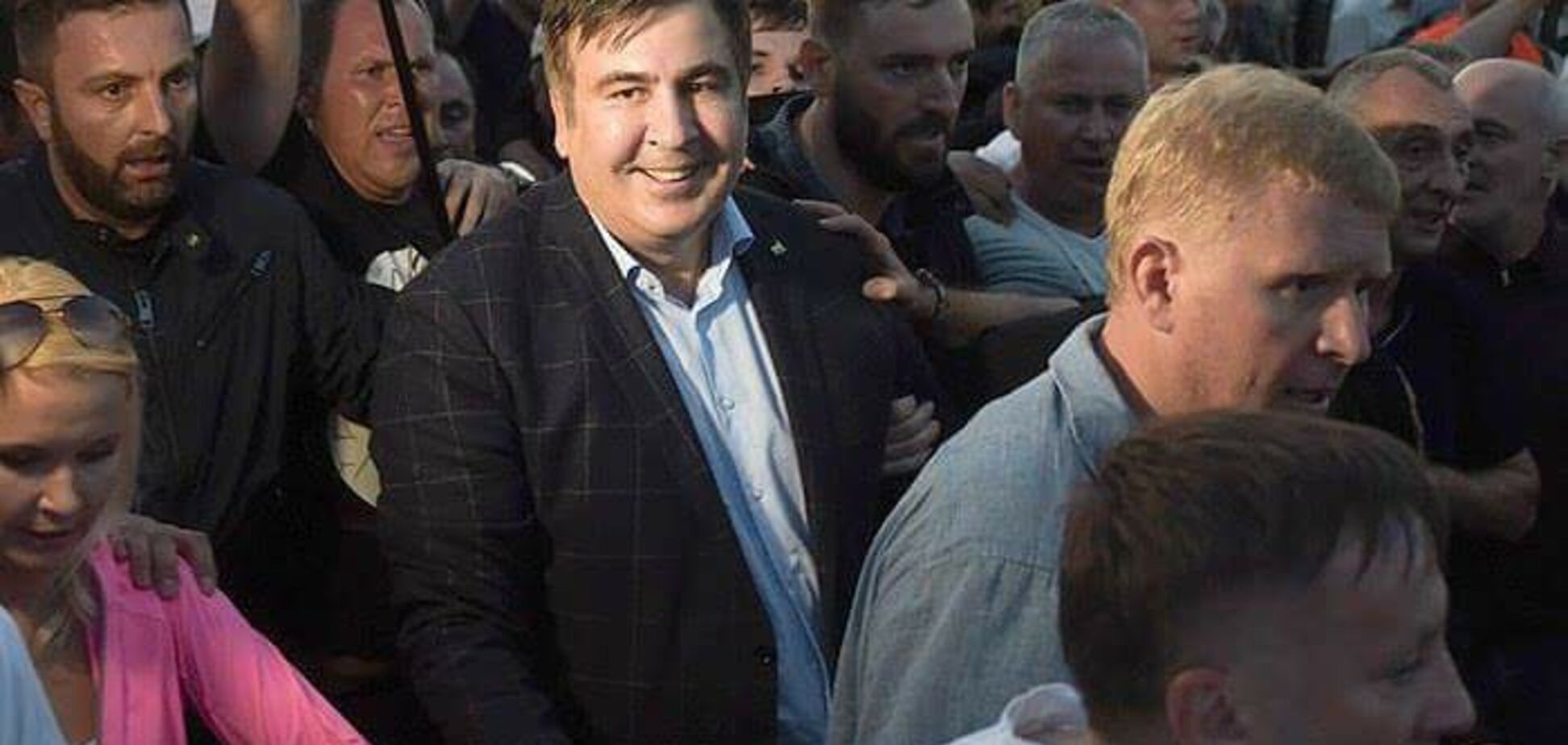 Рисковый сценарий: 'скитания' Саакашвили назвали стартом избирательной кампании