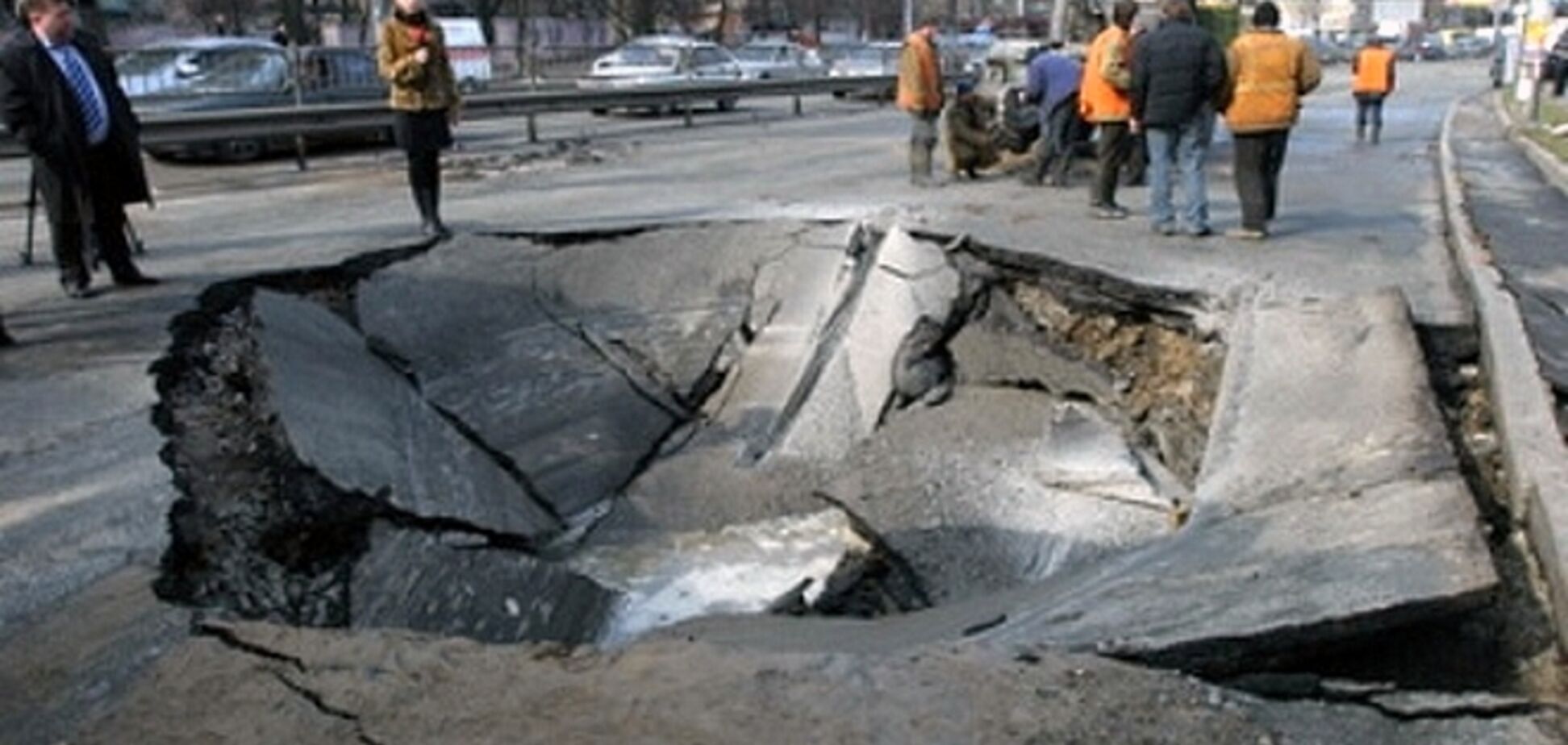 Рахунок на десятки тисяч: стало відомо, скільки ДТП трапляється в Україні через погані дороги