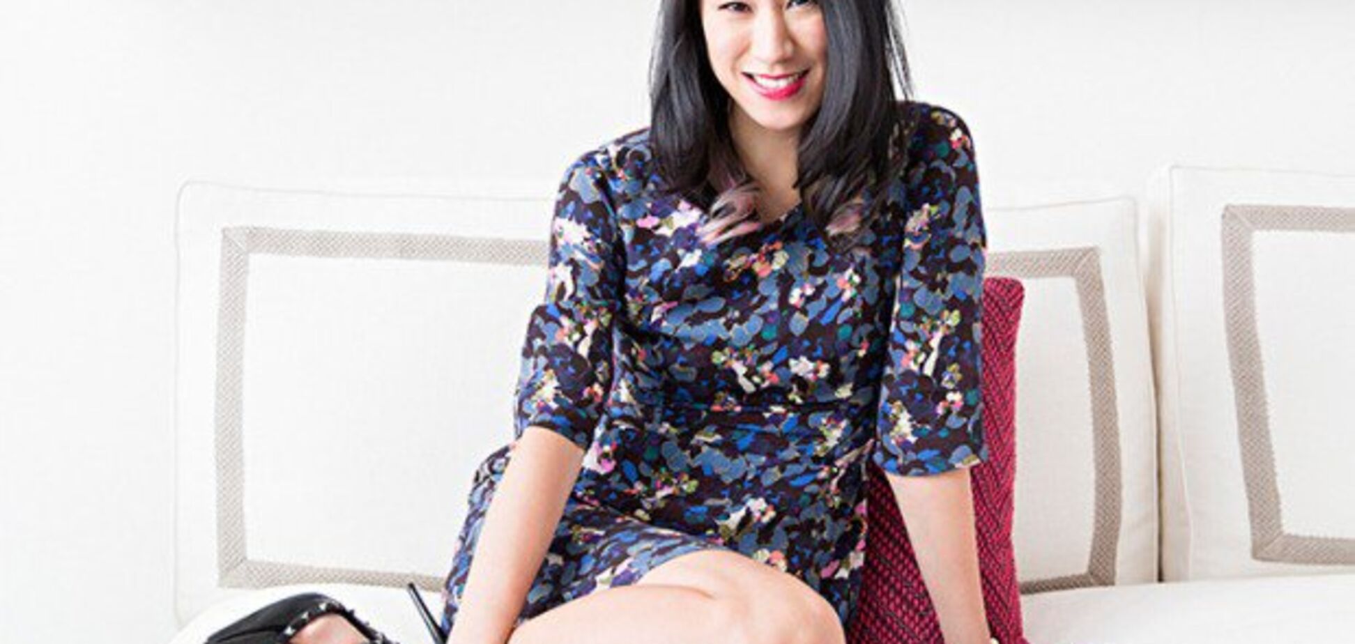 Директор моды в Instagram надела костюм украинского дизайнера