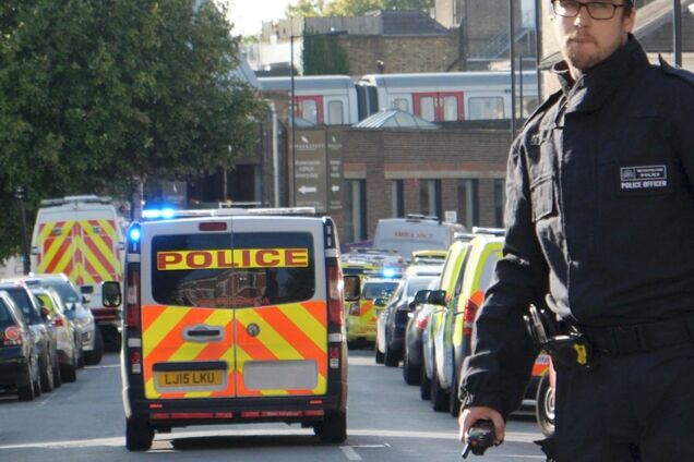Взрыв в Лондоне: пострадавшие рассказали, как люди в панике затоптали ребенка и беременную