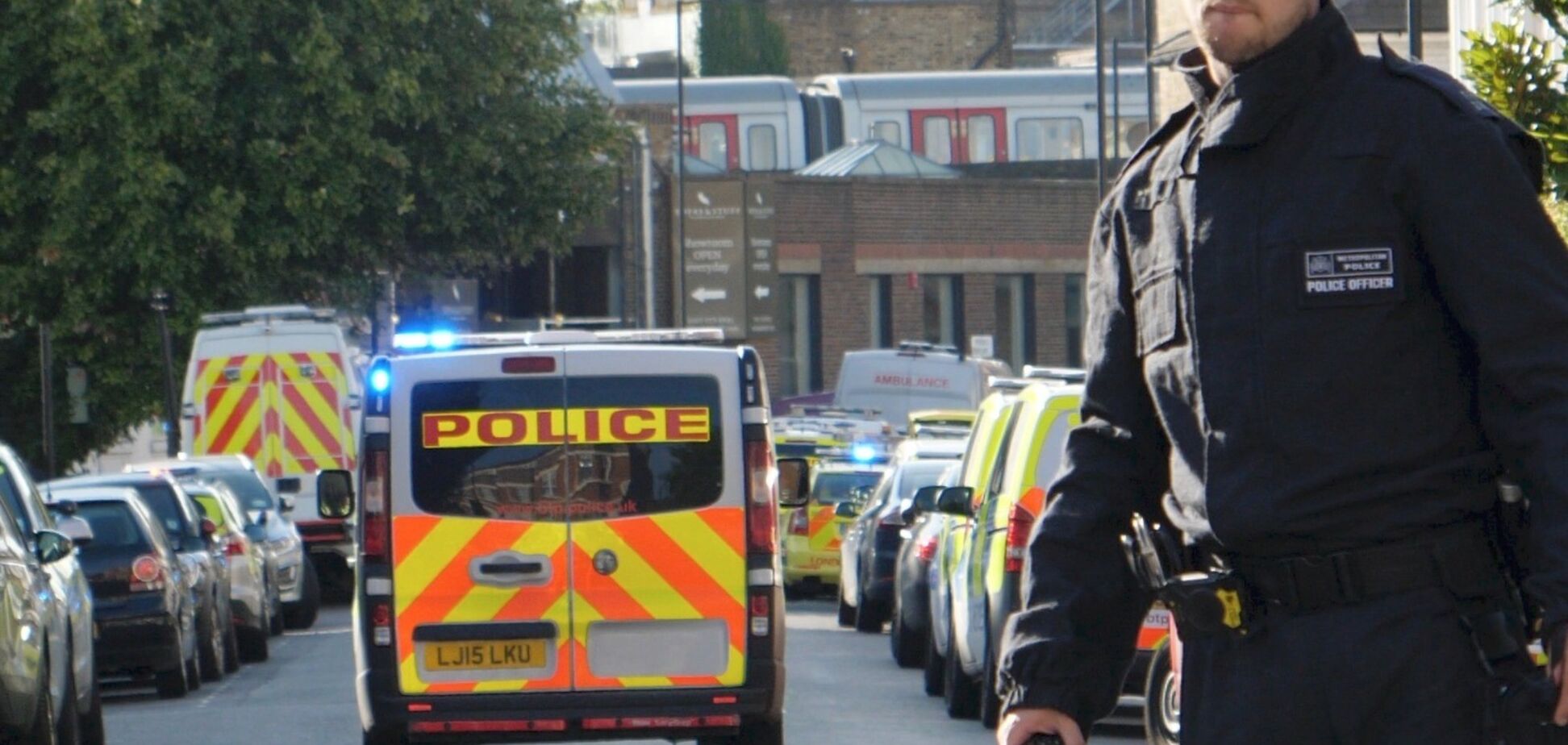 Взрыв в Лондоне: пострадавшие рассказали, как люди в панике затоптали ребенка и беременную