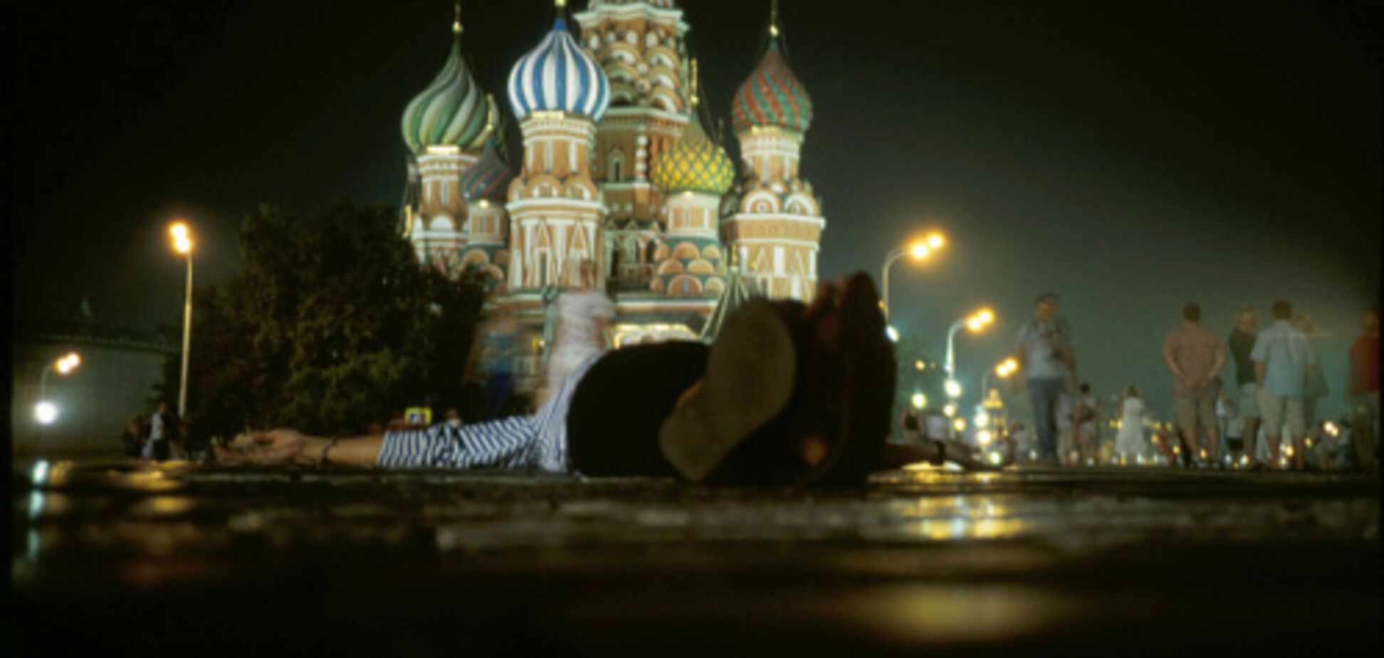 Дивні пояснення влади Росії масовим евакуаціям у країні зобразив карикатурист