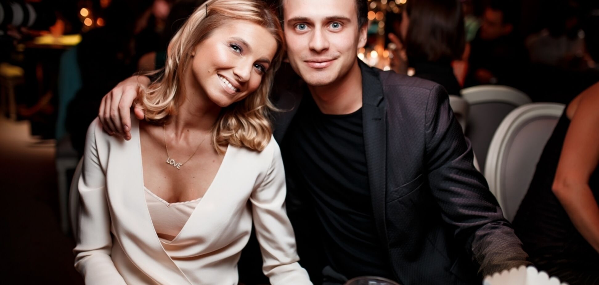 Дочка мільярдера 'вигнала' з дому чоловіка-ведучого 'Євробачення'