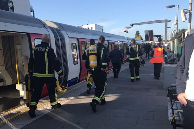 Обгорели лица и волосы: в лондонском метро прогремел взрыв
