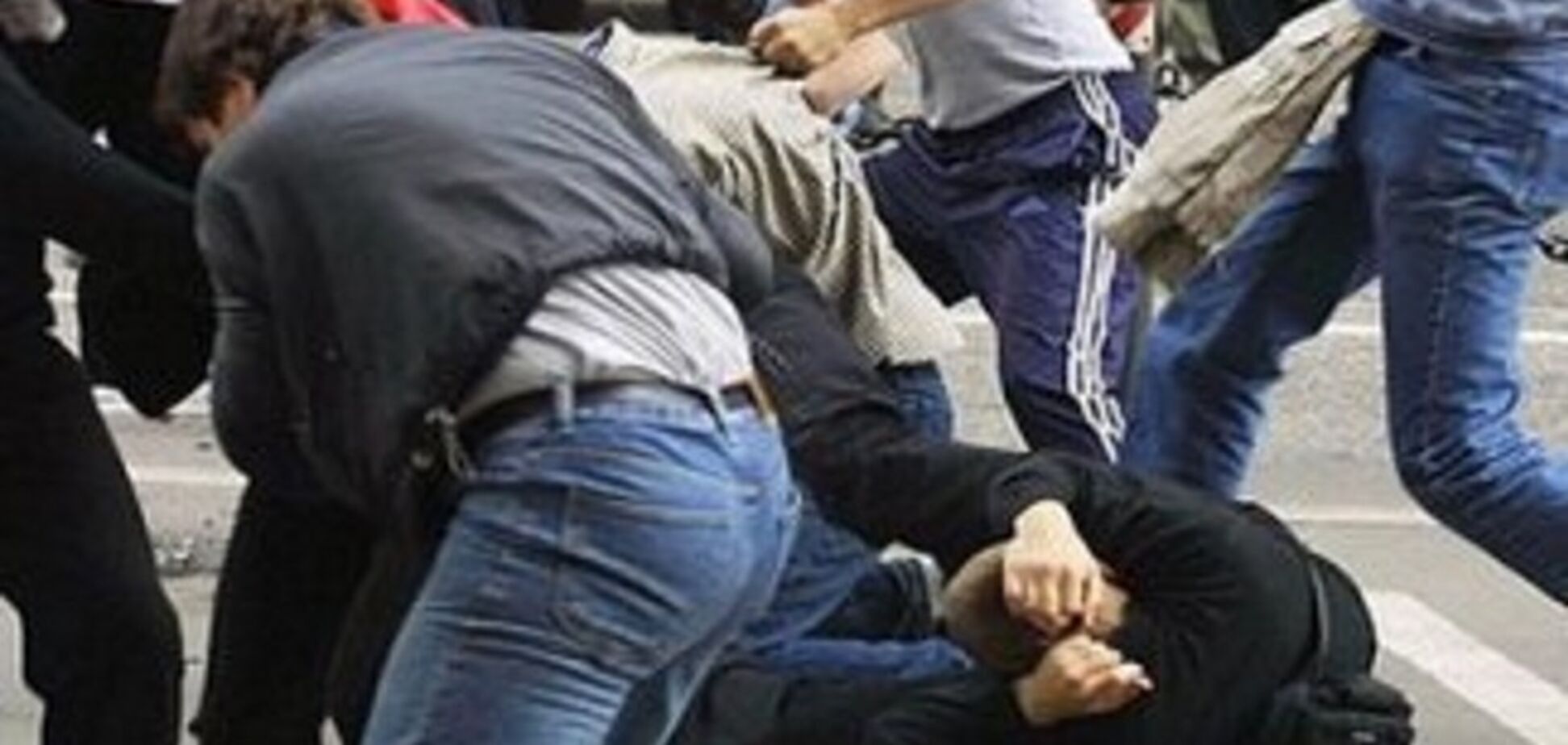 В России до полусмерти избили украинского беженца за крики 'За Донбасс!'