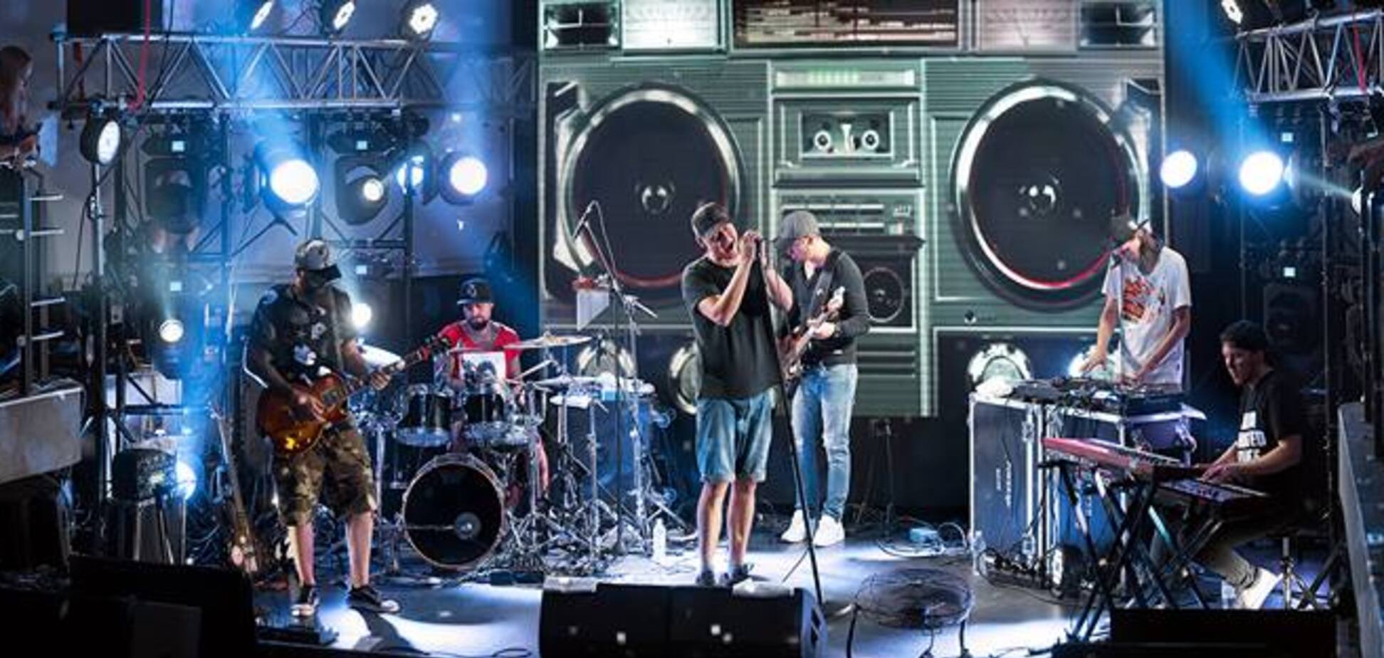 Группа 'Бумбокс' после трагедии в Одессе назвала новую дату концерта