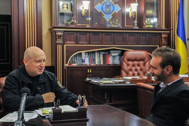 'Як під час Майдану': Турчинов зустрівся з Ніком Вуйчичем
