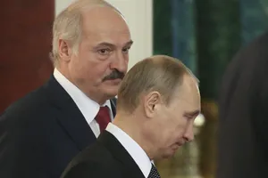 Что-то пошло не так: Лукашенко внезапно отменил поездку к Путину в рамках учений "Запад-2017"