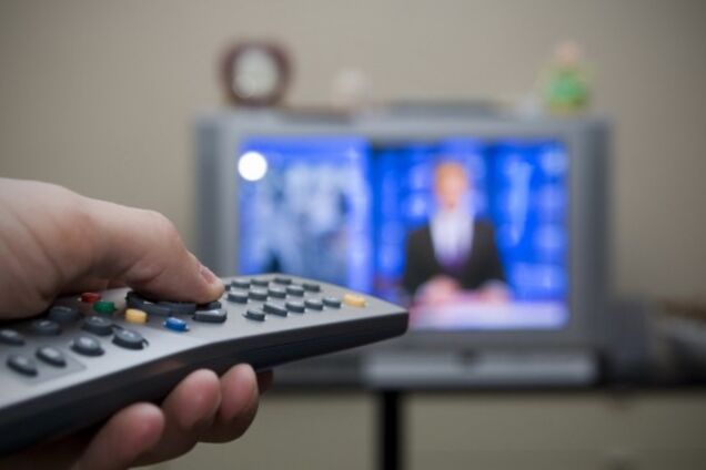 'Вот таким де*ьмом кормят': известный украинский канал возмутил пользователей сети